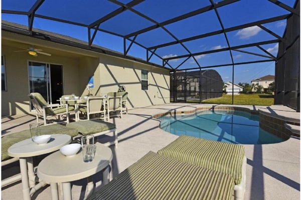 Three-Bedroom Pool Home Kissimmee Main image